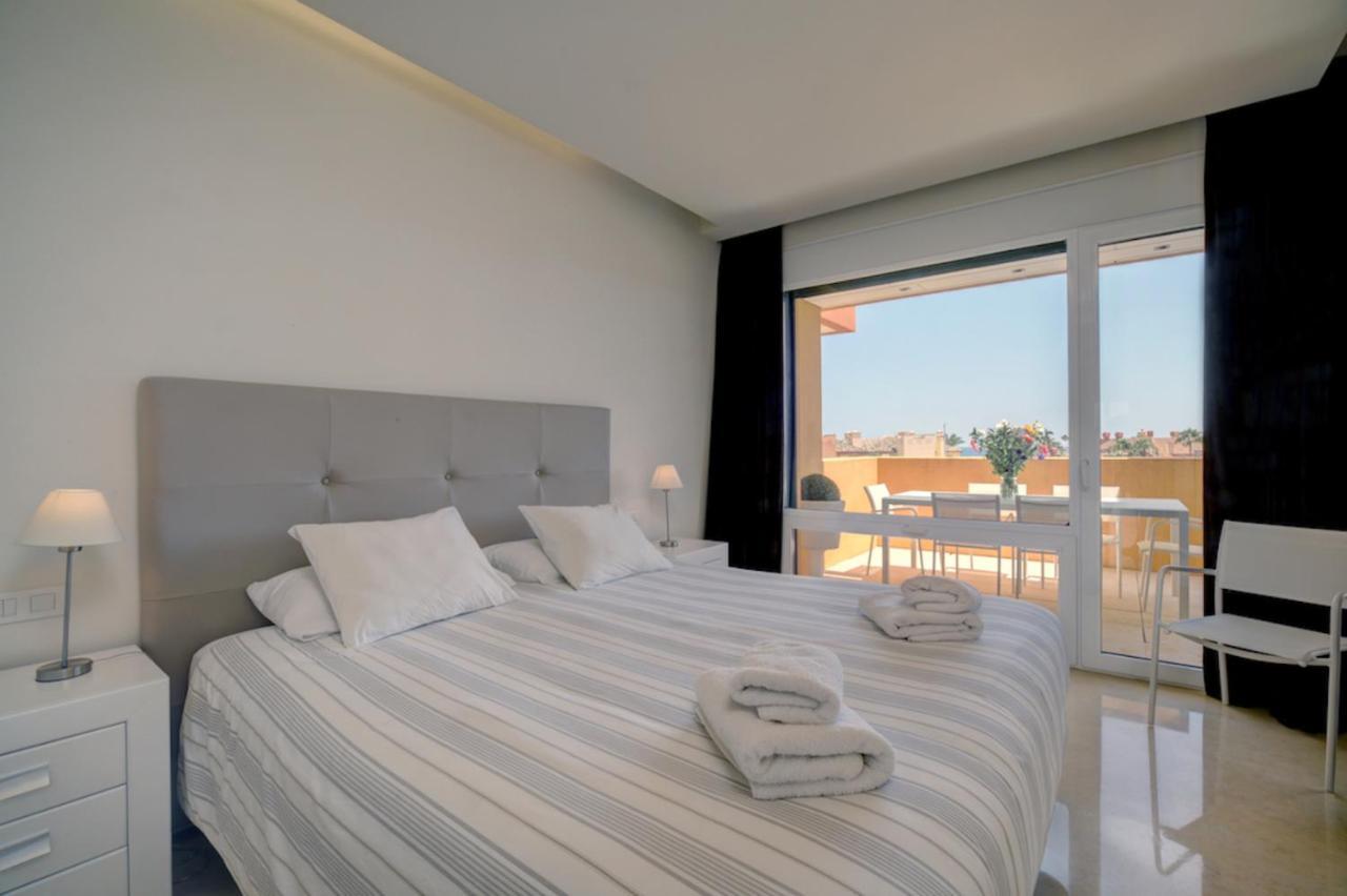 Ribera Del Marlin Apartment Sotogrande Exterior photo